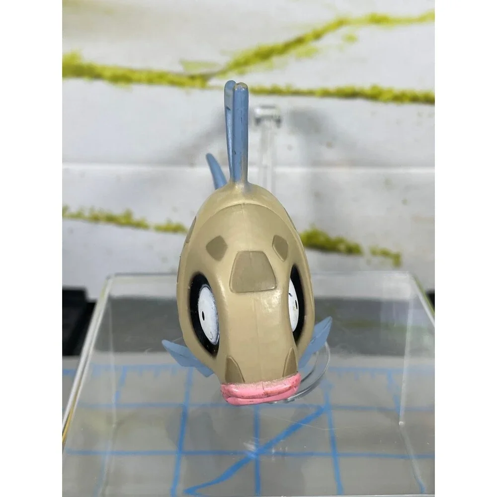 Pokemon Nintendo Jakks Pacific Feebas Figure Figurine 2008